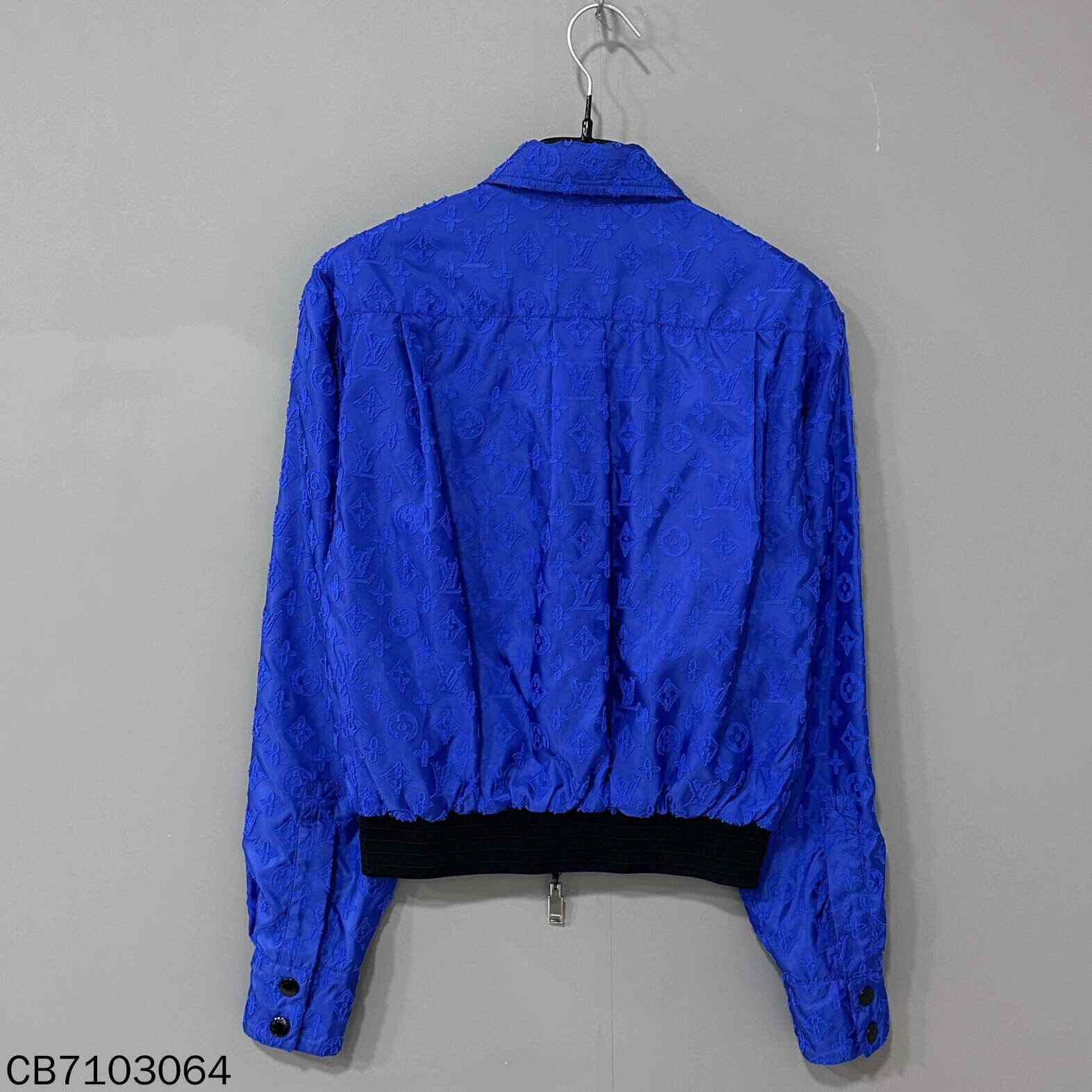 Louis Vuitton Louis Vuitton Retro Blue Jacket L Women Size L / US 10 / IT 46 - 3 Thumbnail