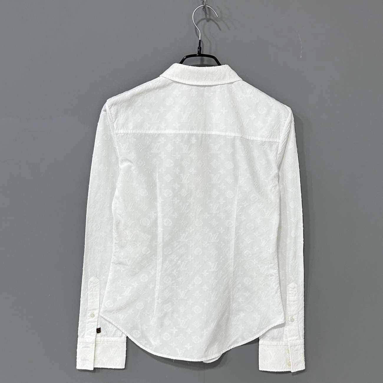 Louis Vuitton Louis Vuitton Button Up M Women Size M / US 6-8 / IT 42-44 - 3 Thumbnail