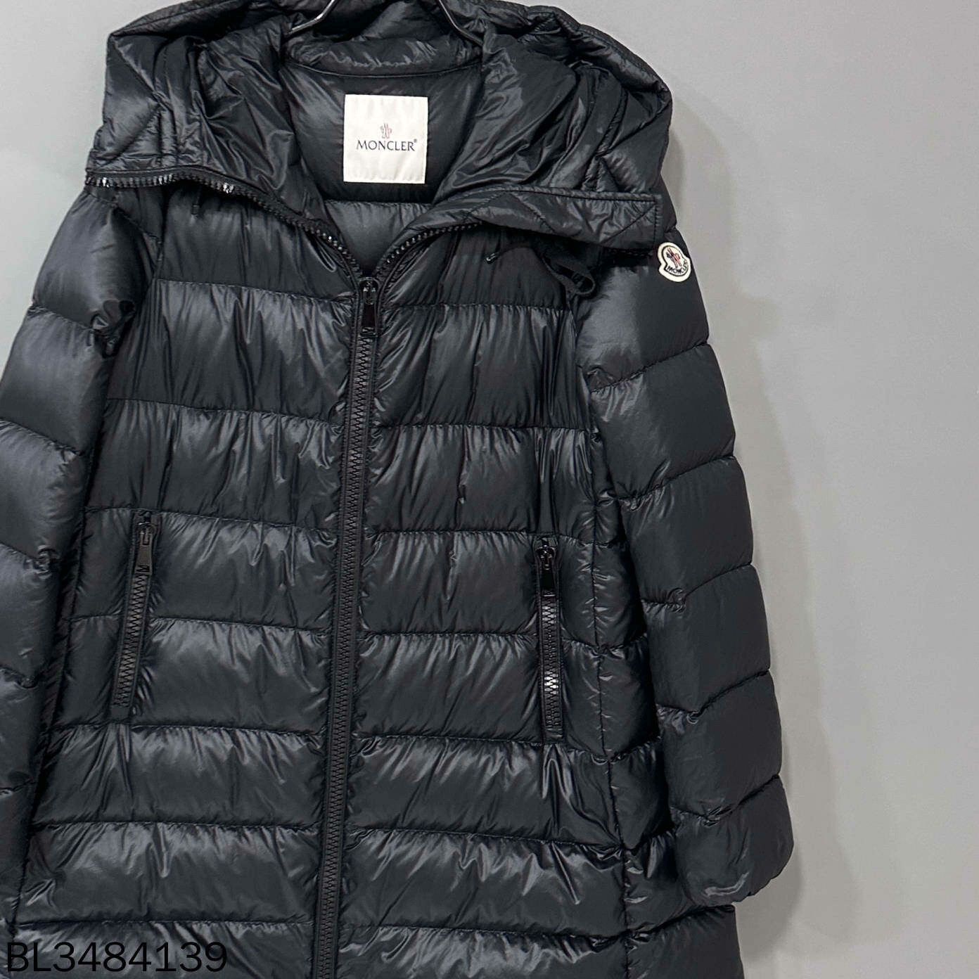 Moncler Moncler Down Black Down Jacket L Women Size L / US 10 / IT 46 - 2 Thumbnail