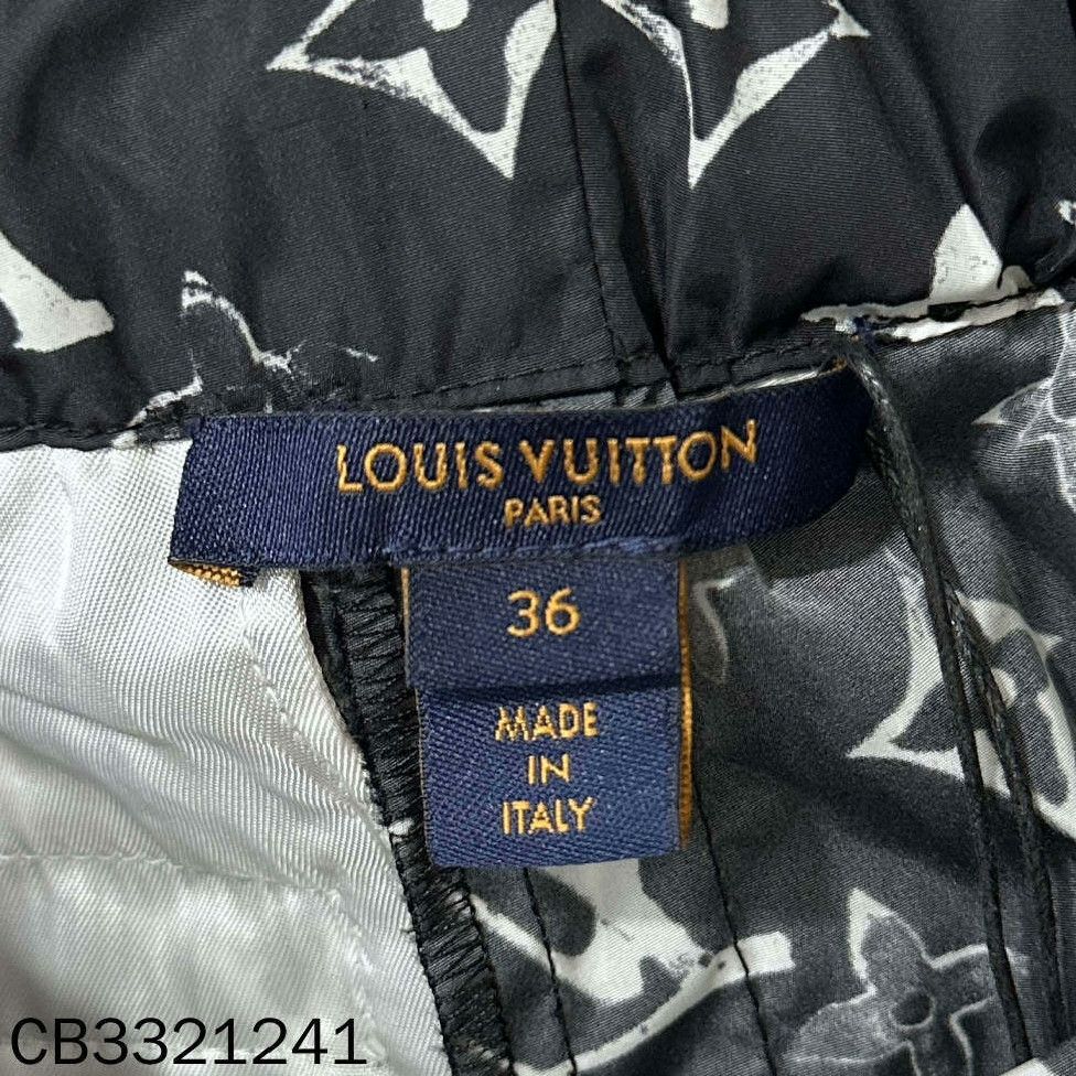 Louis Vuitton Louis Vuitton Pants S Women Size 26" / US 2 / IT 38 - 6 Thumbnail
