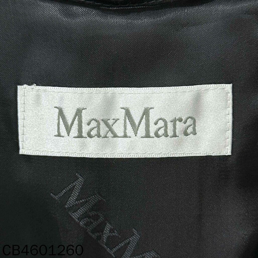 Max Mara Max Mara Long Black Coat L Women Size L / US 10 / IT 46 - 5 Thumbnail