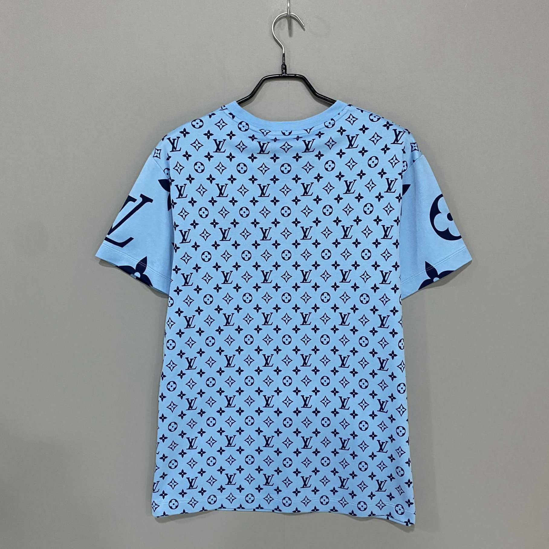 Louis Vuitton Louis Vuitton Blue T-Shirt L Men Size US L / EU 52-54 / 3 - 3 Thumbnail