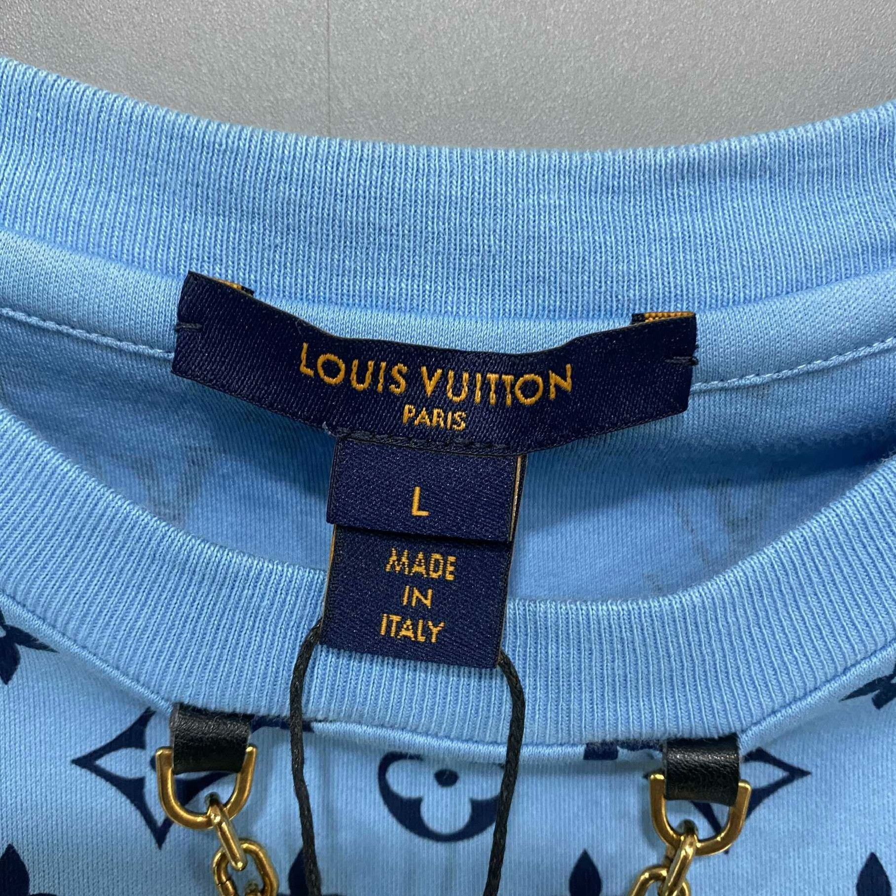 Louis Vuitton Louis Vuitton Blue T-Shirt L Men Size US L / EU 52-54 / 3 - 5 Thumbnail