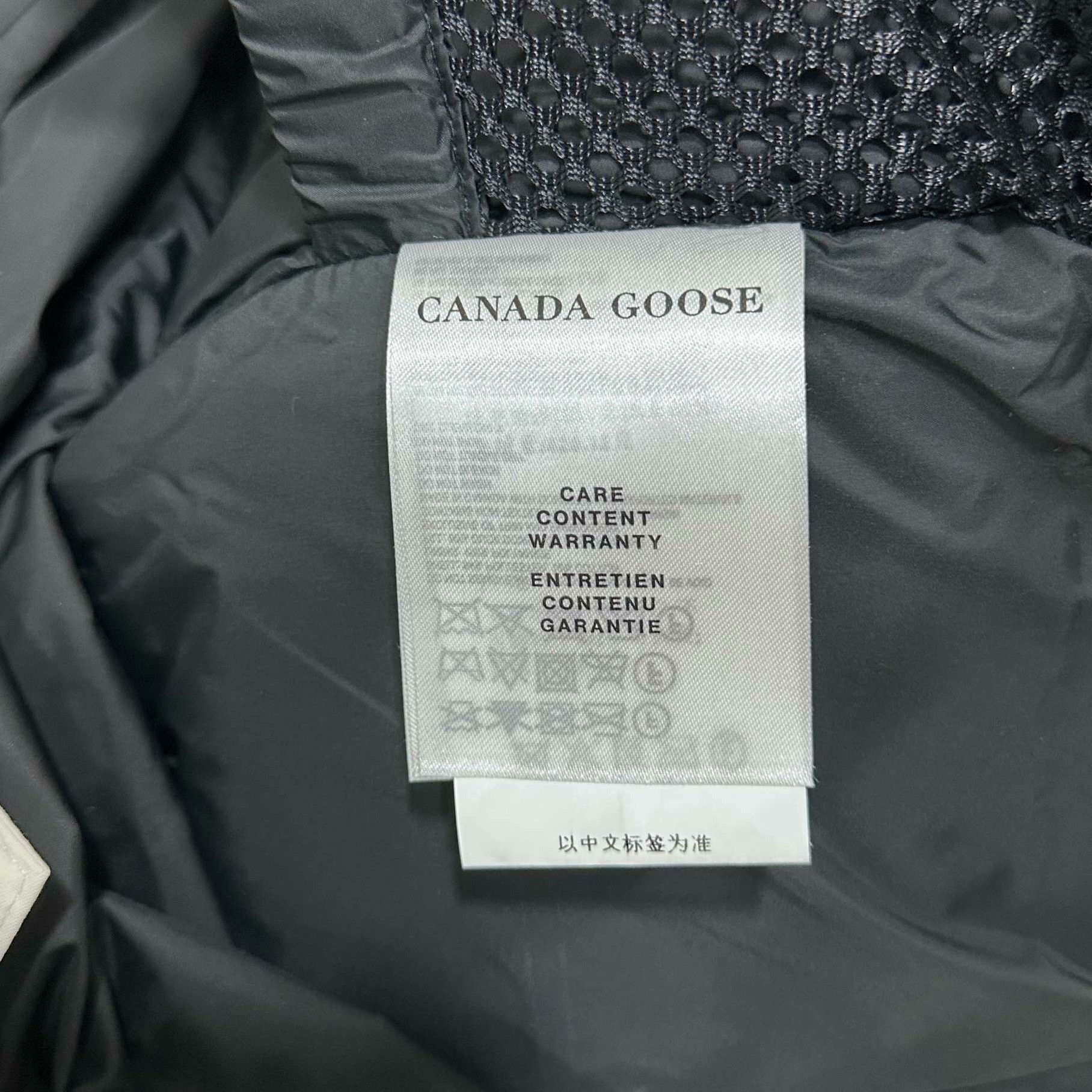 Canada Goose Canada Goose White Heavy Coat M Men Size US M / EU 48-50 / 2 - 4 Thumbnail