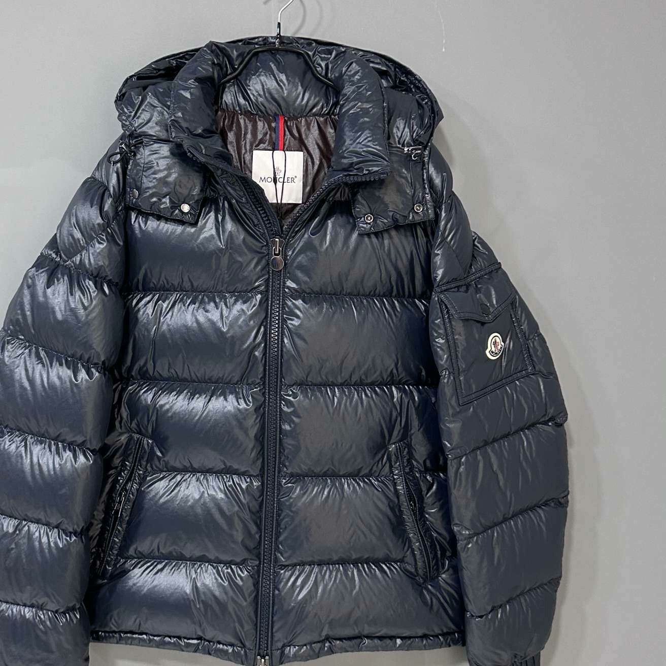 Moncler Moncler Down Heavy Coat L Men Size US L / EU 52-54 / 3 - 2 Thumbnail