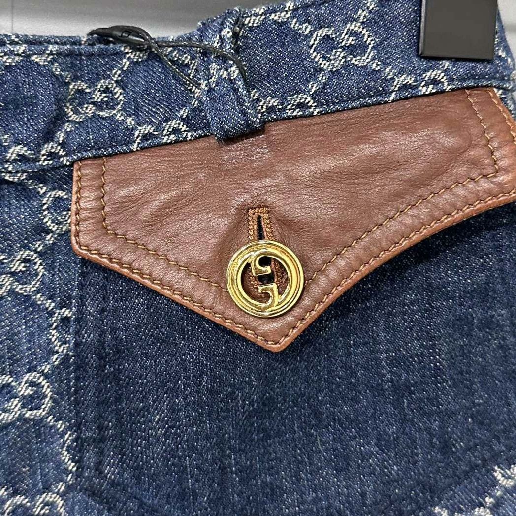Gucci Gucci Retro Denim Skirt L Women Size 30" / US 8 / IT 44 - 5 Thumbnail