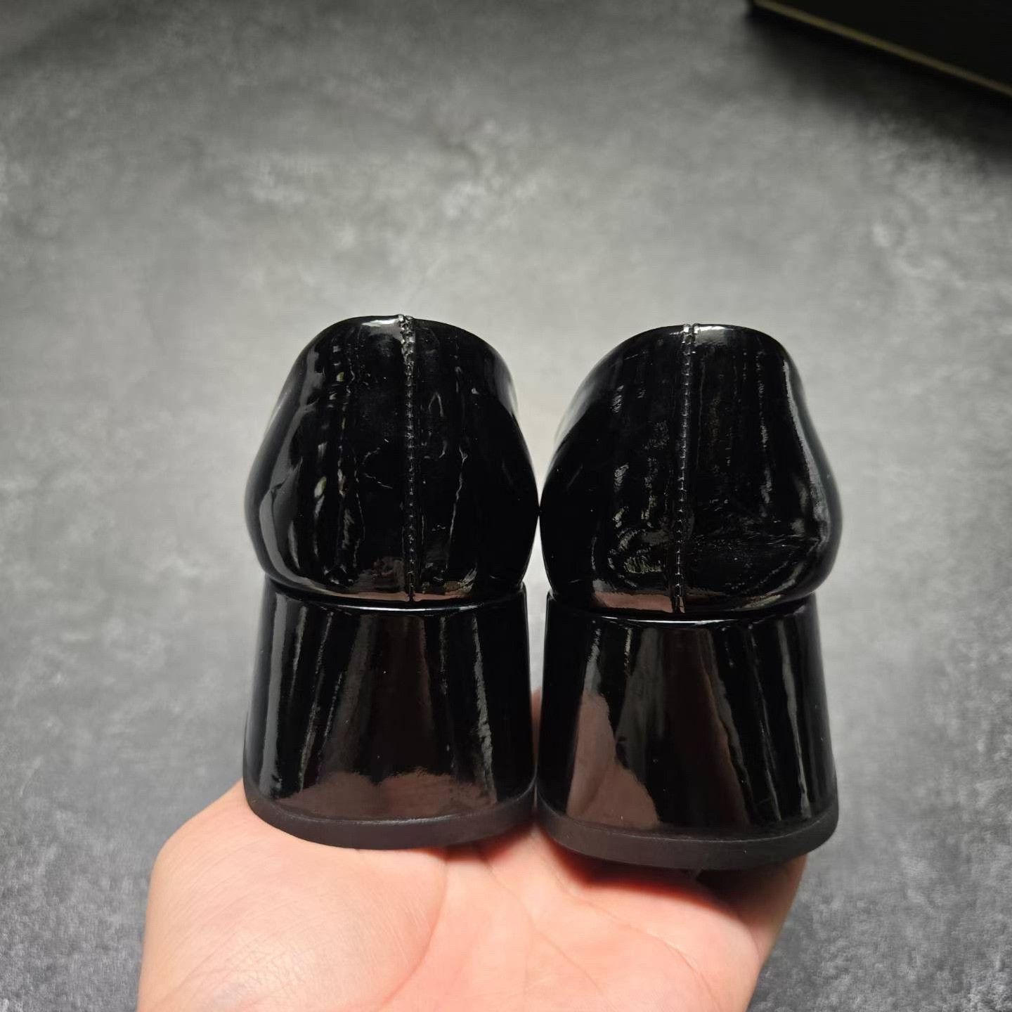 Balenciaga Balenciaga Patent Black Lowtop Sneakers 35 Women Size US 5 / IT 35 - 3 Thumbnail