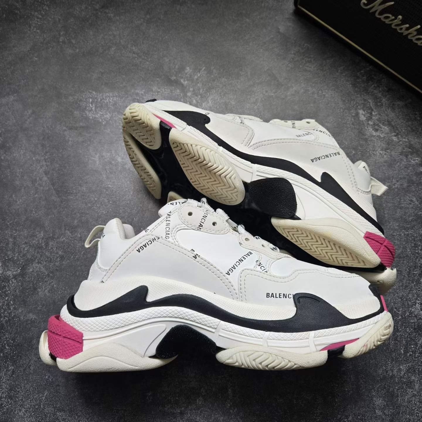 Balenciaga Balenciaga Pink Lowtop Sneakers S Women Size US 6 / IT 36 - 9 Thumbnail