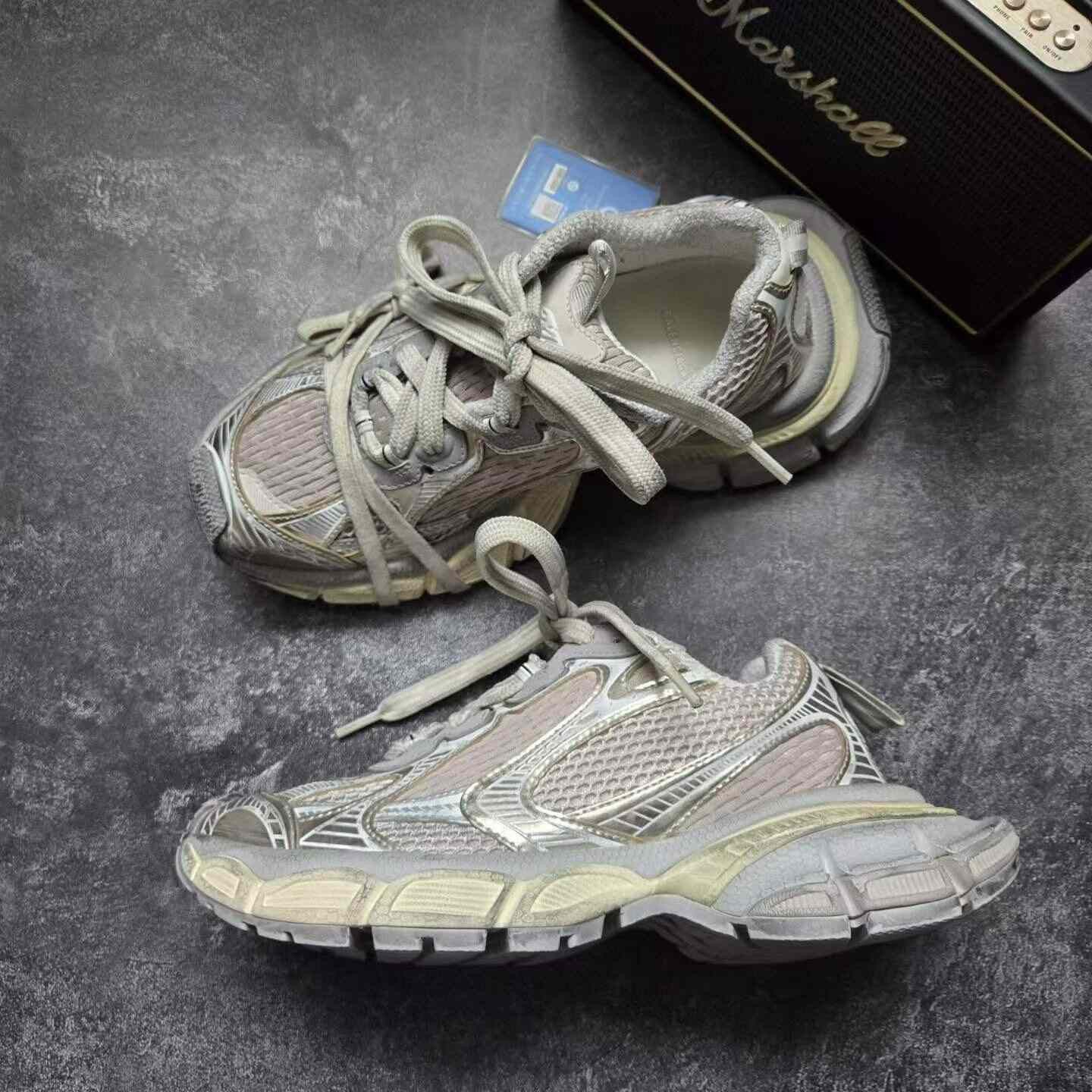 Balenciaga Balenciaga Beige Lowtop Sneakers XXXL Men Size US 10 / EU 43 - 4 Thumbnail