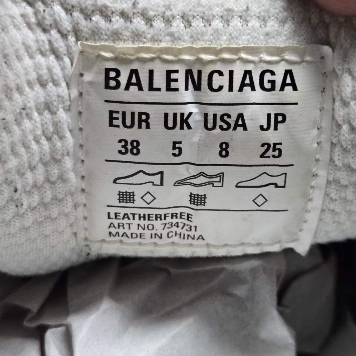 Balenciaga Balenciaga Black Lowtop Sneakers XXXL Women Size US 8 / IT 38 - 5 Thumbnail