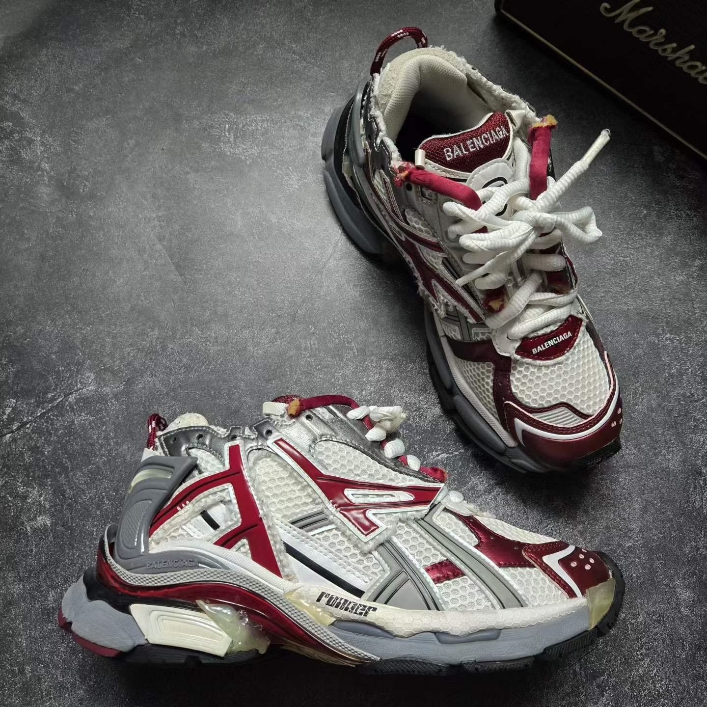 Balenciaga Balenciaga Running Red Lowtop Sneakers 38 Women Size US 7.5 / IT 37.5 - 6 Thumbnail