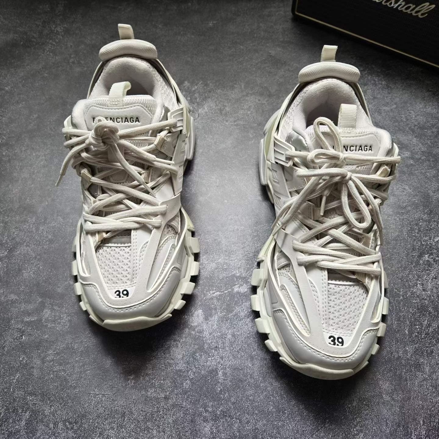 Balenciaga Balenciaga White Lowtop Sneakers 39 Men Size US 6.5 / EU 39-40 - 2 Thumbnail