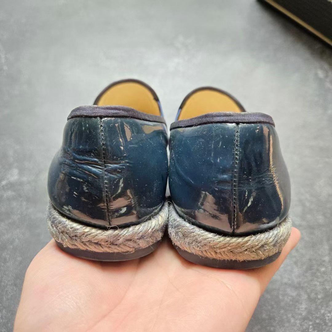 Balenciaga Balenciaga Patent Gold Lowtop Sneakers 38 Women Size US 7.5 / IT 37.5 - 6 Thumbnail