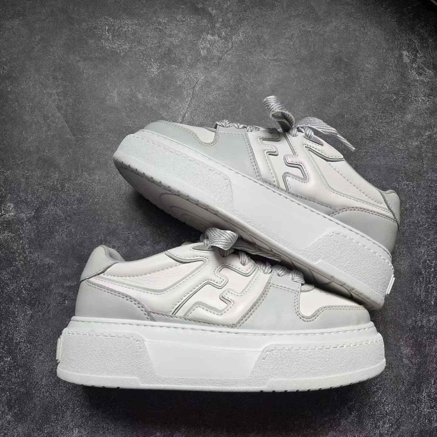 Balenciaga Balenciaga Multi Lowtop Sneakers 35 Women Size US 5 / IT 35 - 8 Thumbnail