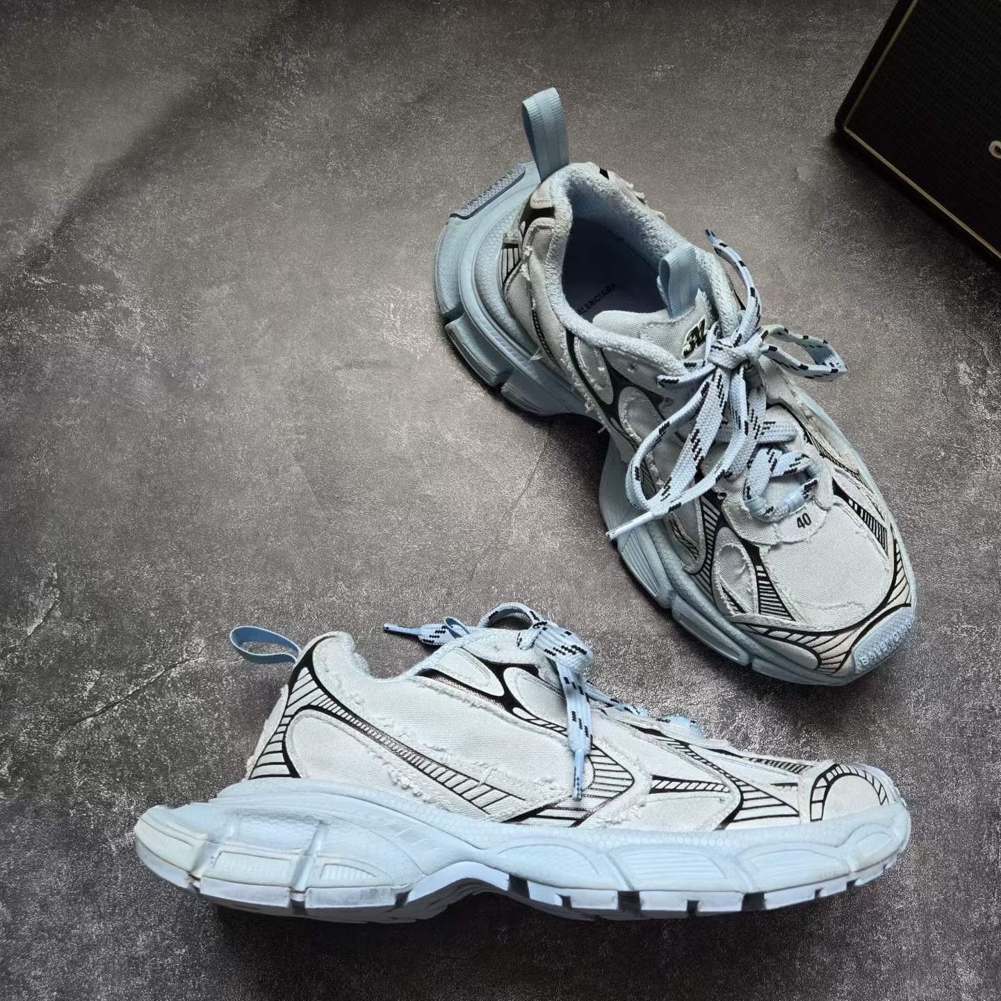 Balenciaga Balenciaga Denim Gold Lowtop Sneakers XXXL Men Size US 10 / EU 43 - 6 Thumbnail