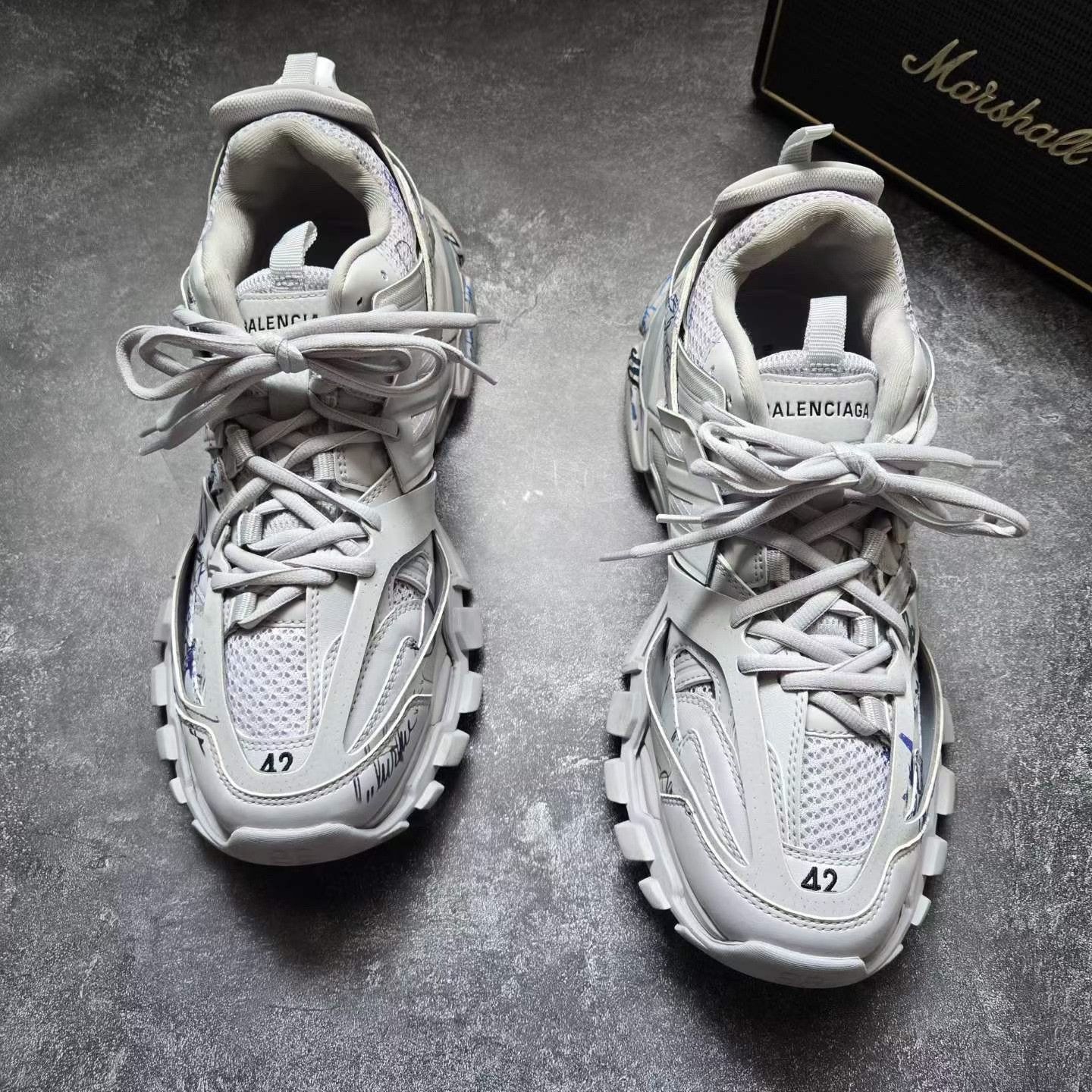 Balenciaga Balenciaga Graphic White Lowtop Sneakers 42 Men Size US 9 / EU 42 - 2 Thumbnail