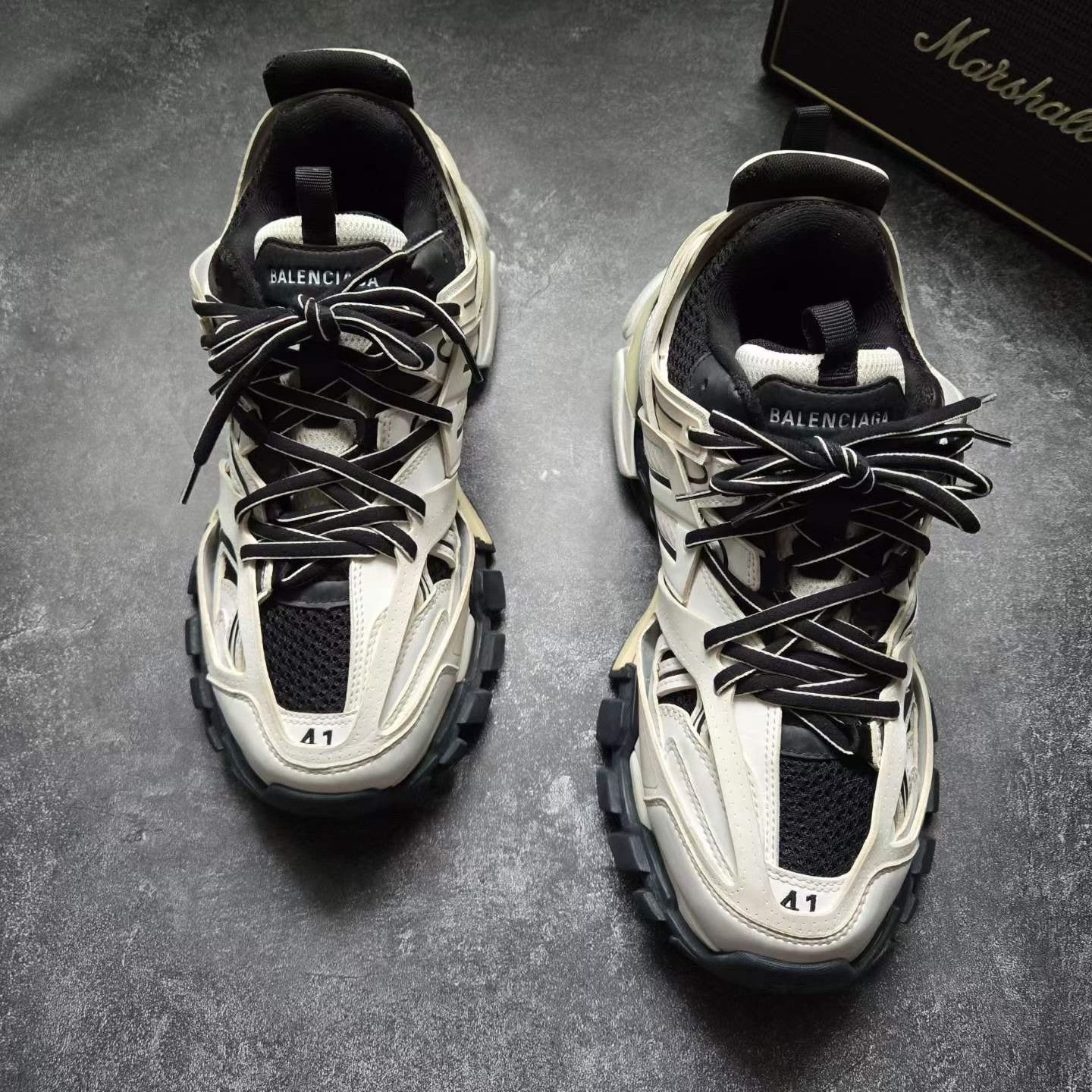 Balenciaga Balenciaga Patchwork Black Lowtop Sneakers 41 Men Size US 8.5 / EU 41-42 - 2 Thumbnail