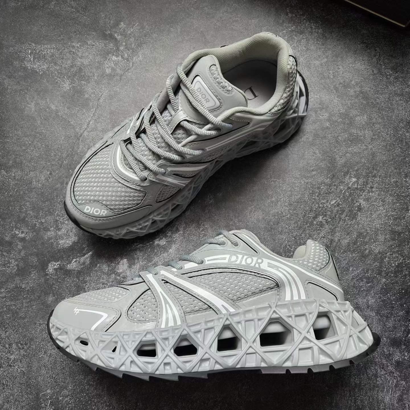 Balenciaga Balenciaga Multi Lowtop Sneakers 35 Men Size US 5 / EU 37 - 4 Thumbnail