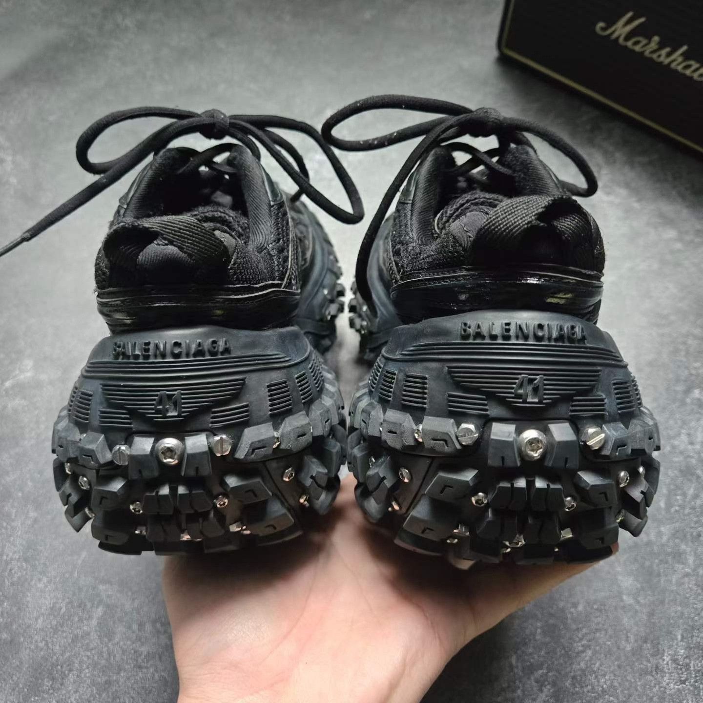 Balenciaga Balenciaga Gold Lowtop Sneakers 41 Men Size US 8.5 / EU 41-42 - 3 Thumbnail
