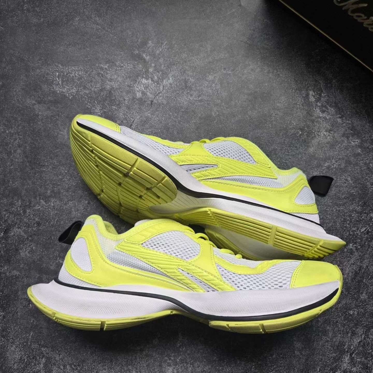 Balenciaga Balenciaga Green Lowtop Sneakers 41 Men Size US 8.5 / EU 41-42 - 9 Thumbnail