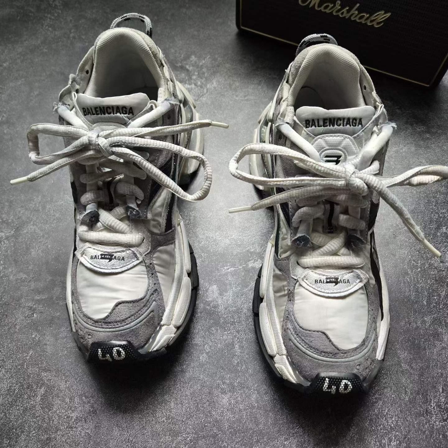 Balenciaga Balenciaga Running Black Lowtop Sneakers 40 Men Size US 7.5 / EU 40-41 - 2 Thumbnail