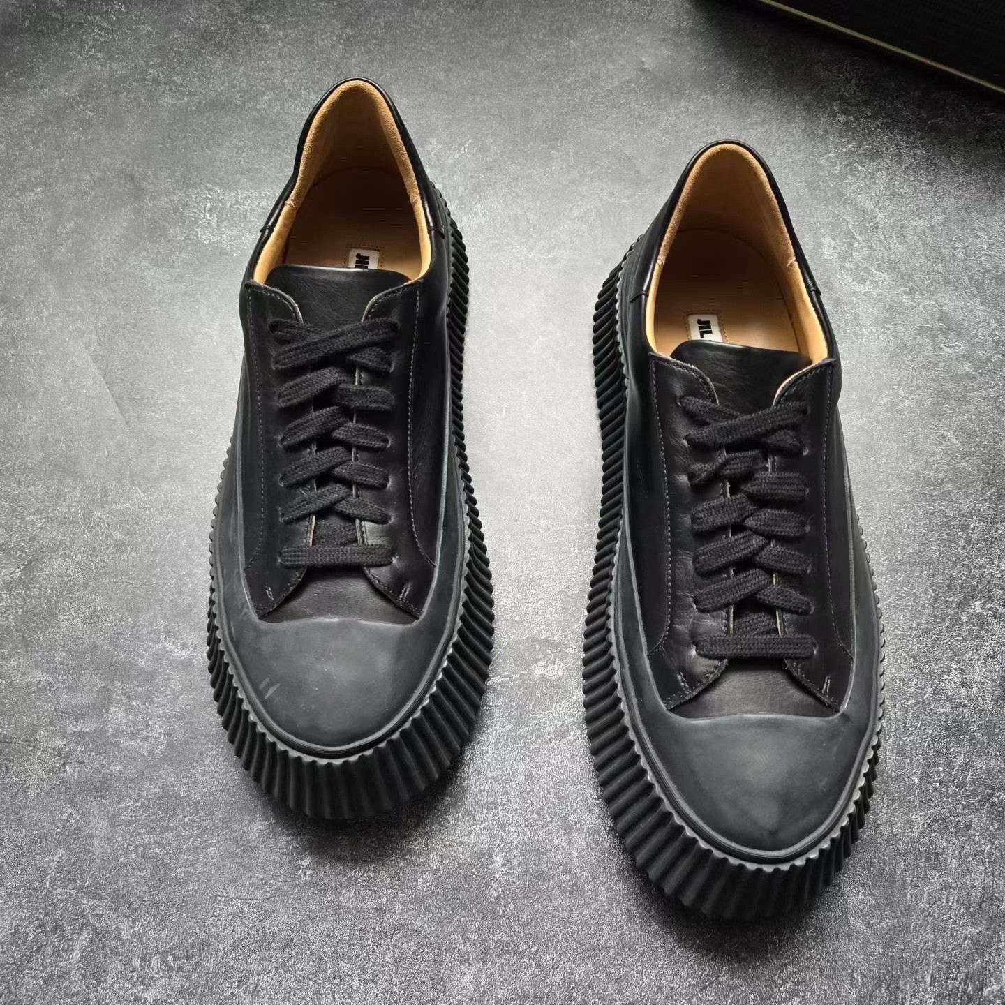 Balenciaga Balenciaga Gold Lowtop Sneakers 40 Men Size US 7.5 / EU 40-41 - 2 Thumbnail