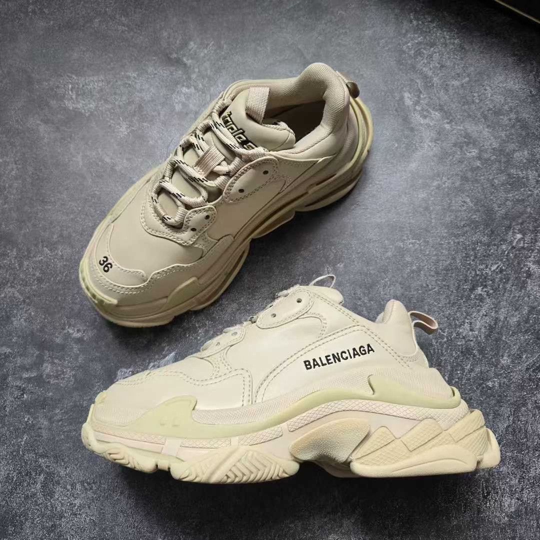 Balenciaga Balenciaga Beige Lowtop Sneakers S Women Size US 6 / IT 36 - 4 Thumbnail