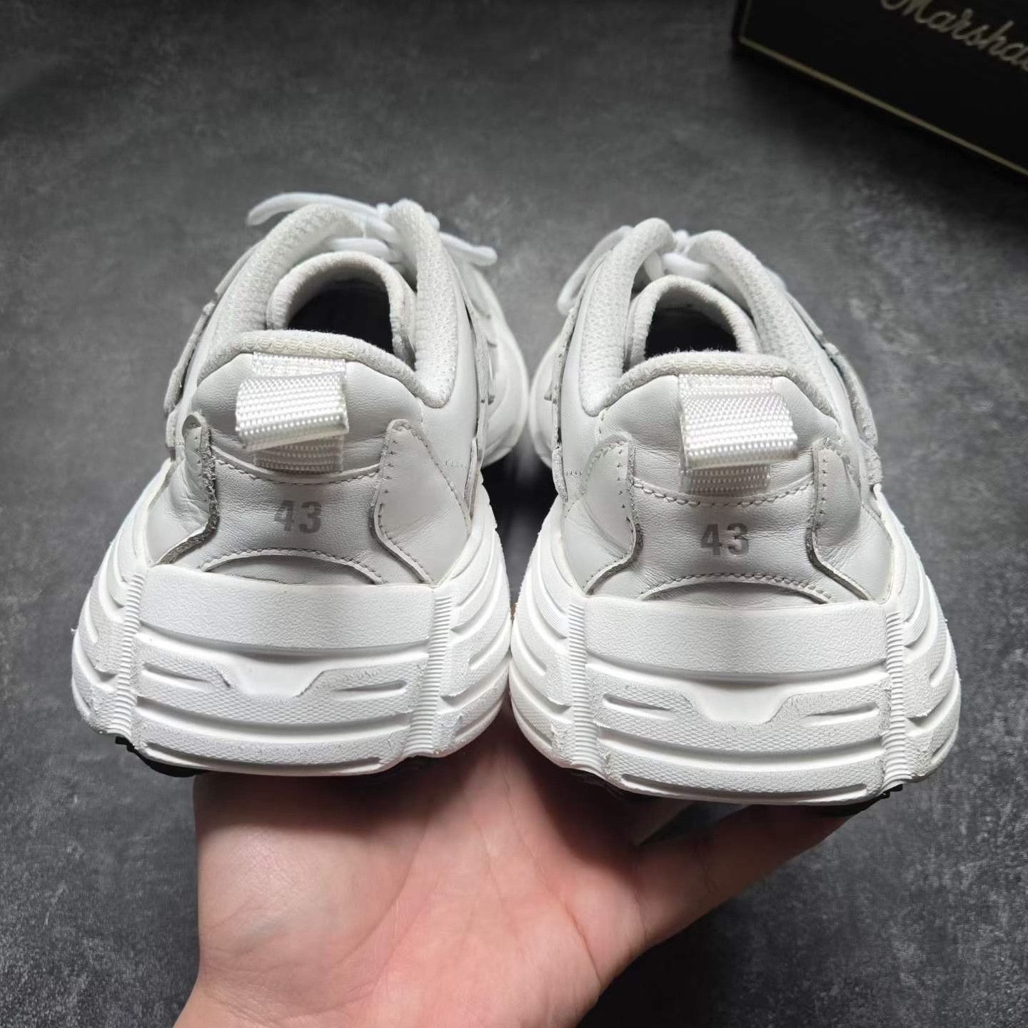 Balenciaga Balenciaga White Lowtop Sneakers 43 Men Size US 10 / EU 43 - 3 Thumbnail