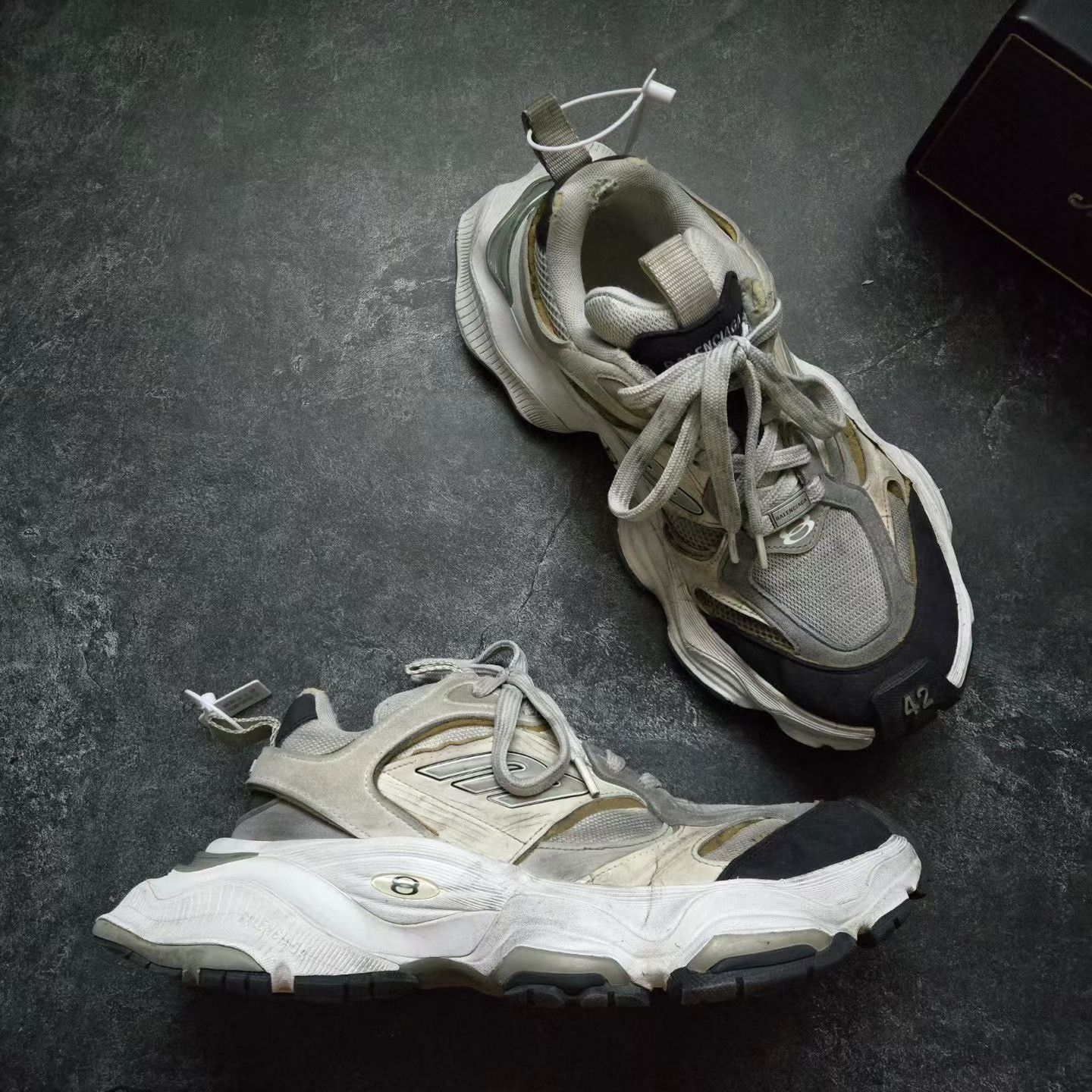 Balenciaga Balenciaga Cargo Multi Lowtop Sneakers 42 Men Size US 9 / EU 42 - 5 Thumbnail