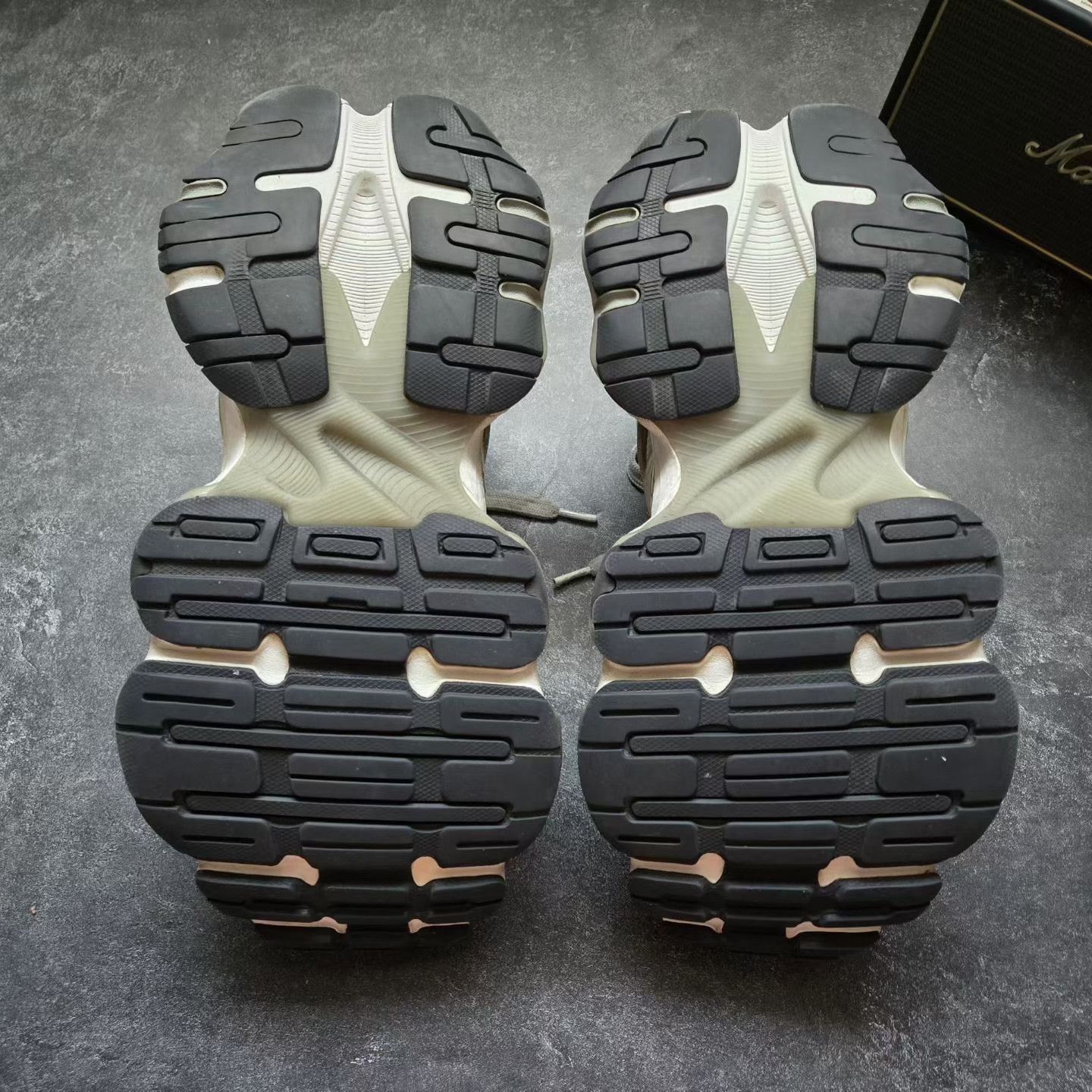Balenciaga Balenciaga Cargo Multi Lowtop Sneakers 42 Men Size US 9 / EU 42 - 7 Thumbnail