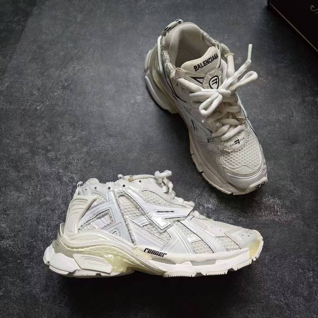 Balenciaga Balenciaga Running White Lowtop Sneakers 38 Women Size US 7.5 / IT 37.5 - 5 Thumbnail