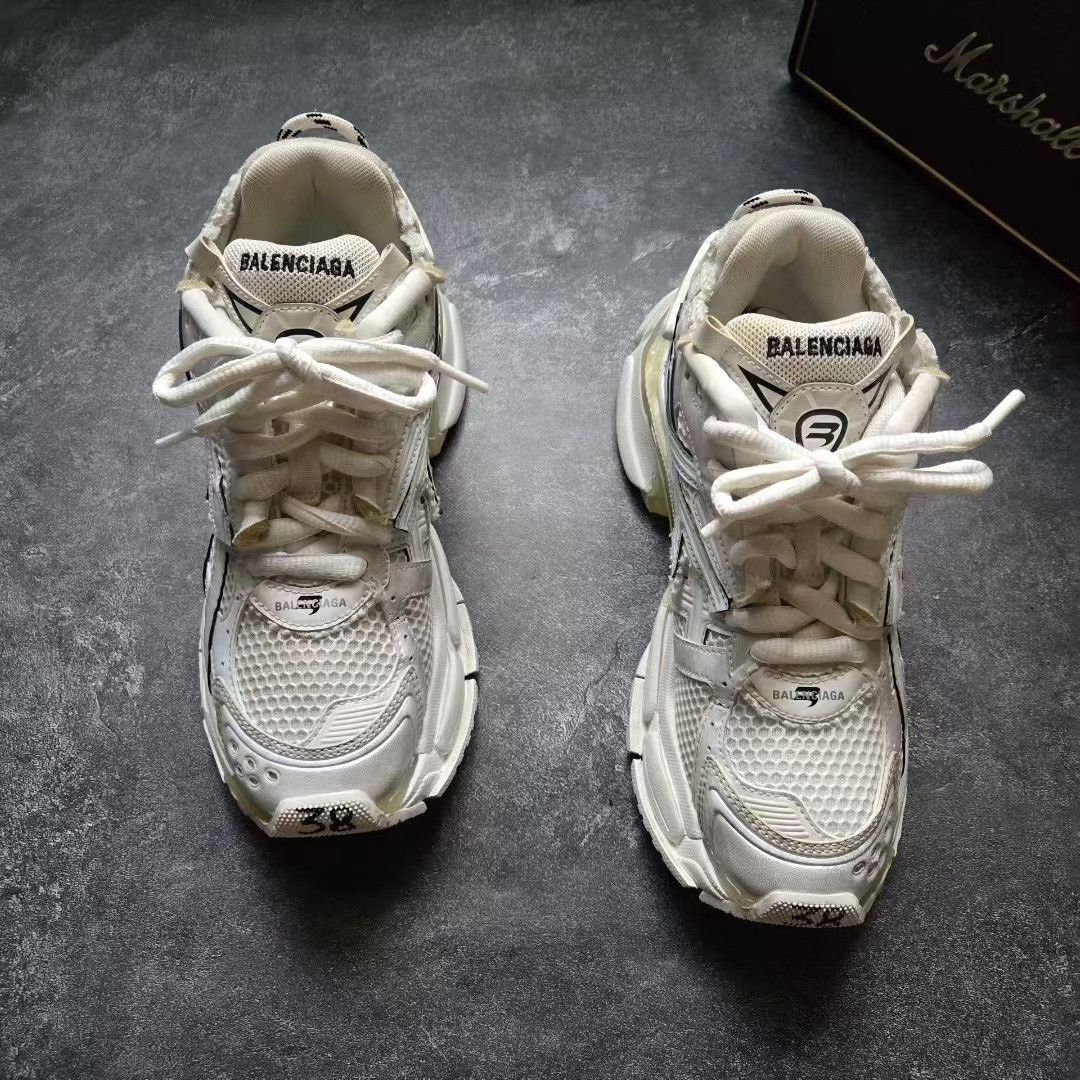 Balenciaga Balenciaga Running White Lowtop Sneakers 38 Women Size US 7.5 / IT 37.5 - 3 Thumbnail