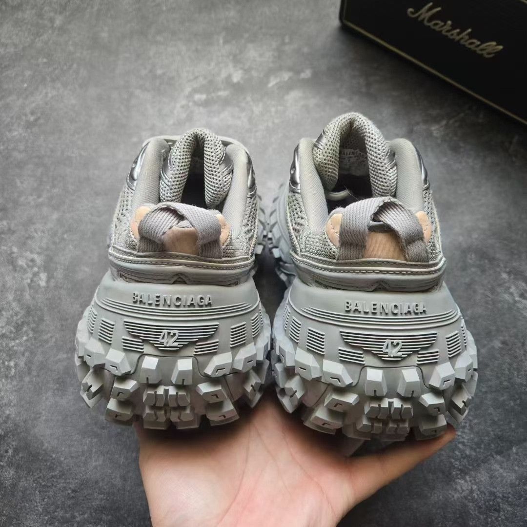 Balenciaga Balenciaga Gray Lowtop Sneakers 42 Men Size US 9 / EU 42 - 6 Thumbnail