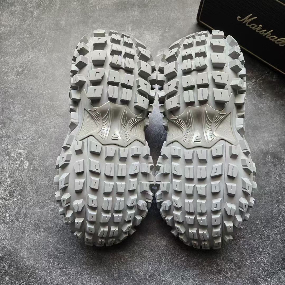 Balenciaga Balenciaga Gray Lowtop Sneakers 42 Men Size US 9 / EU 42 - 7 Thumbnail