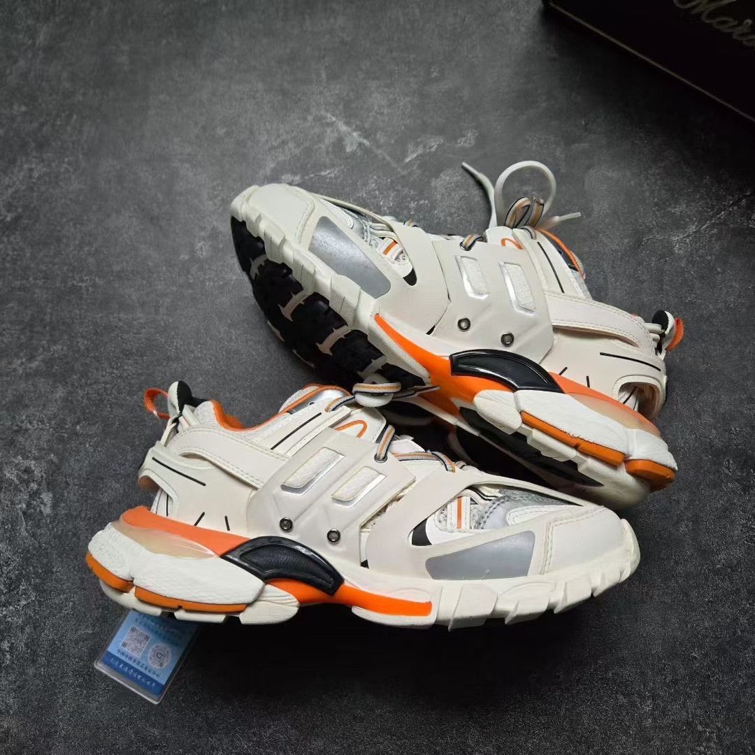 Balenciaga Balenciaga Multi Lowtop Sneakers 37 Women Size US 6.5 / IT 36.5 - 9 Thumbnail