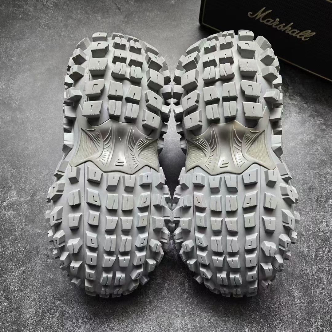 Balenciaga Balenciaga Gray Lowtop Sneakers 41 Men Size US 8.5 / EU 41-42 - 7 Thumbnail