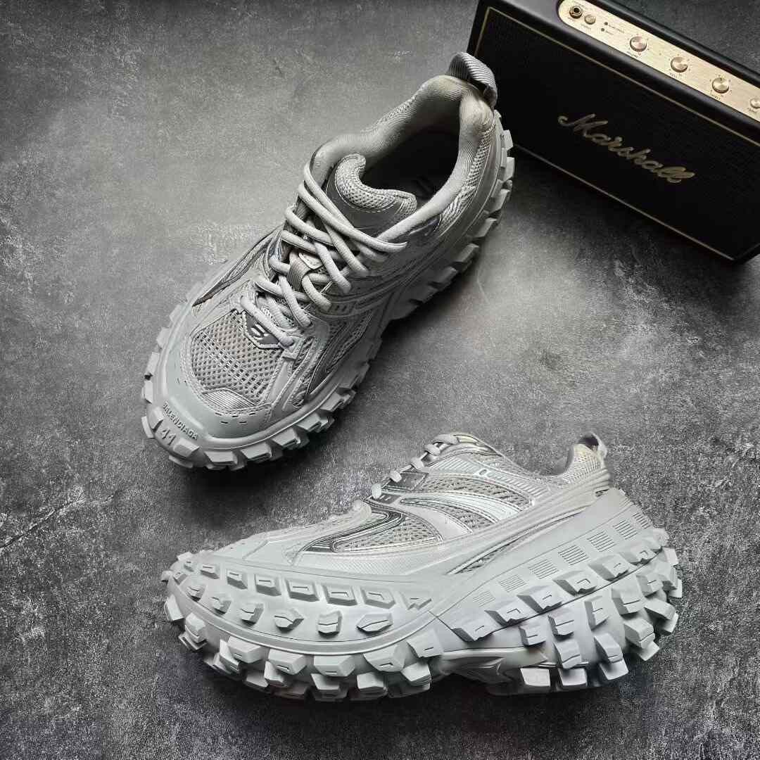 Balenciaga Balenciaga Gray Lowtop Sneakers 41 Men Size US 8.5 / EU 41-42 - 4 Thumbnail