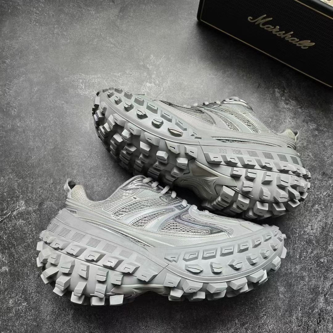 Balenciaga Balenciaga Gray Lowtop Sneakers 41 Men Size US 8.5 / EU 41-42 - 8 Thumbnail