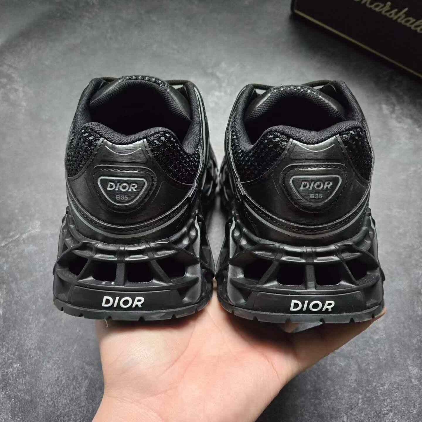 Balenciaga Balenciaga Multi Lowtop Sneakers 35 Men Size US 5 / EU 37 - 3 Thumbnail