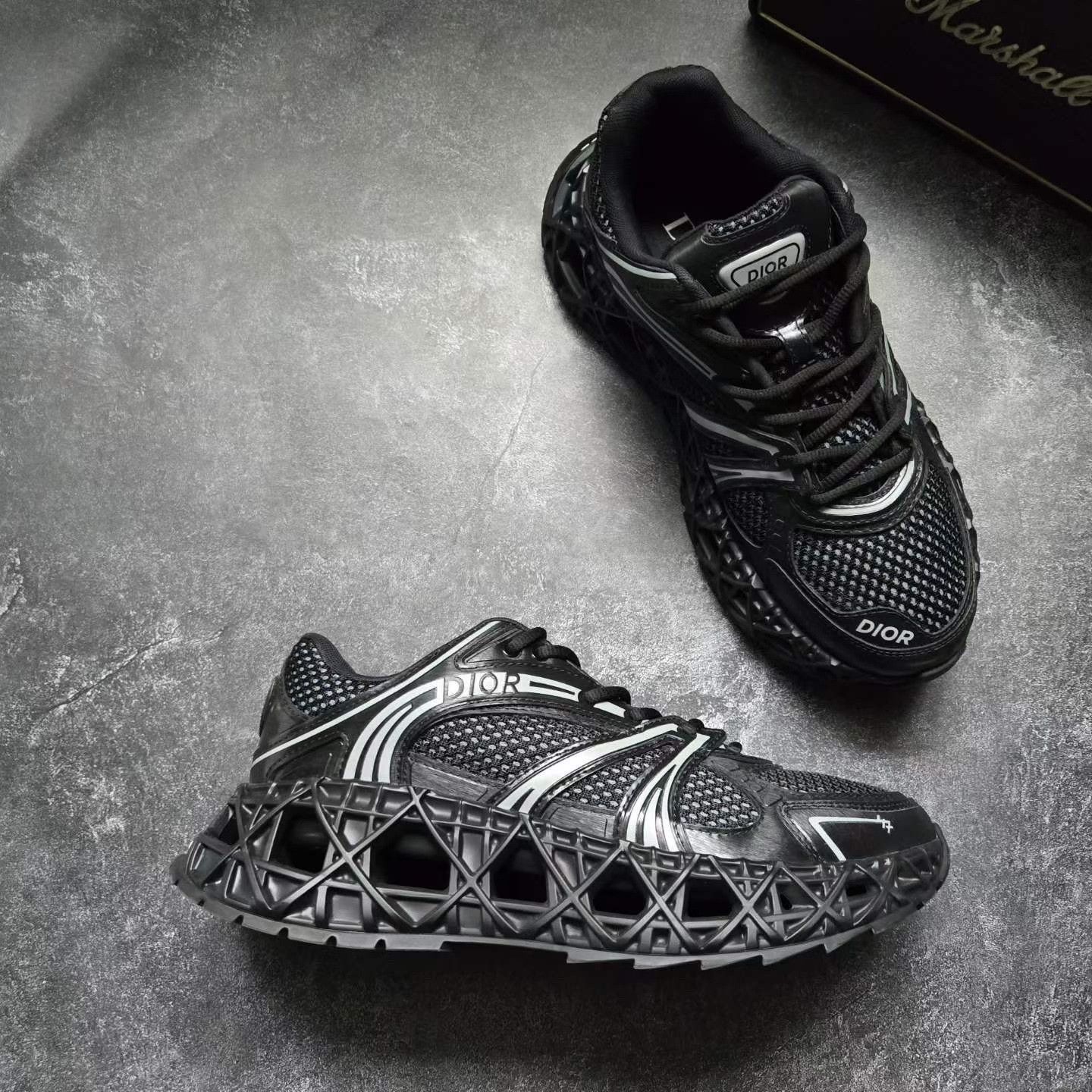 Balenciaga Balenciaga Multi Lowtop Sneakers 35 Men Size US 5 / EU 37 - 6 Thumbnail