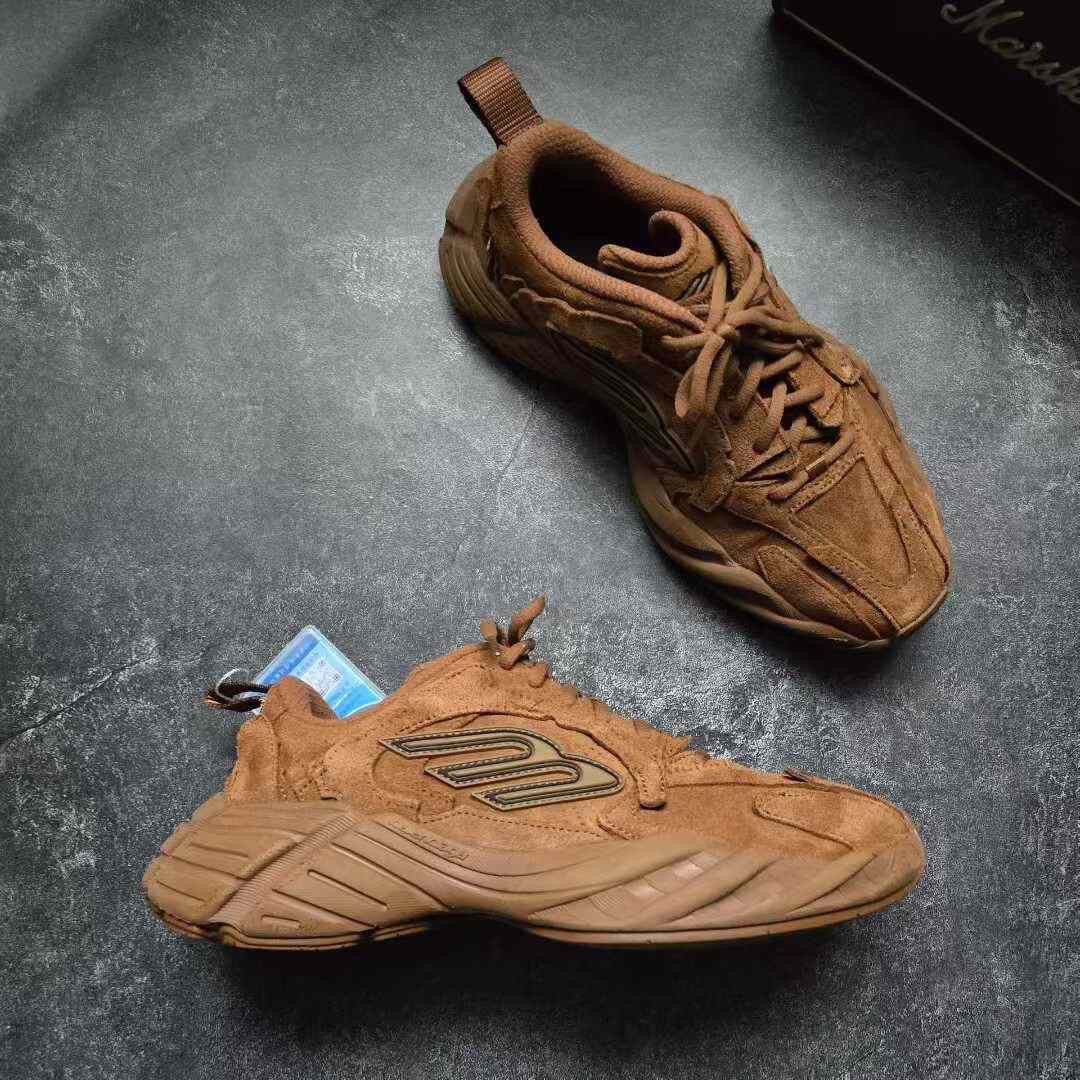 Balenciaga Balenciaga Suede Brown Lowtop Sneakers 37 Women Size US 6.5 / IT 36.5 - 6 Thumbnail