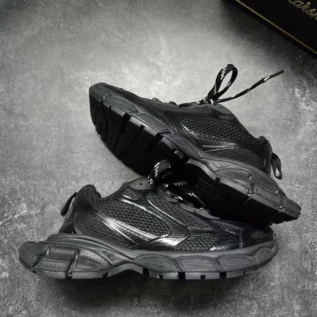 Balenciaga Balenciaga Patent Gold Lowtop Sneakers XXXL Women Size US 8 / IT 38 - 8 Thumbnail