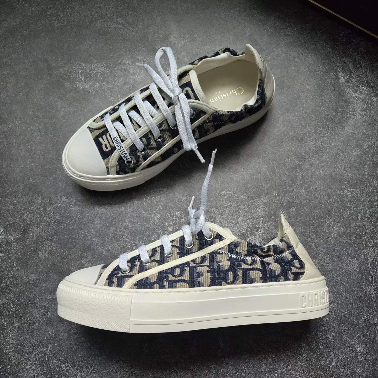 Balenciaga Balenciaga Gold Lowtop Sneakers 36 Women Size US 6 / IT 36 - 3 Thumbnail