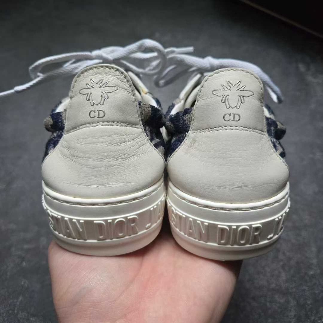 Balenciaga Balenciaga Gold Lowtop Sneakers 36 Women Size US 6 / IT 36 - 2 Thumbnail
