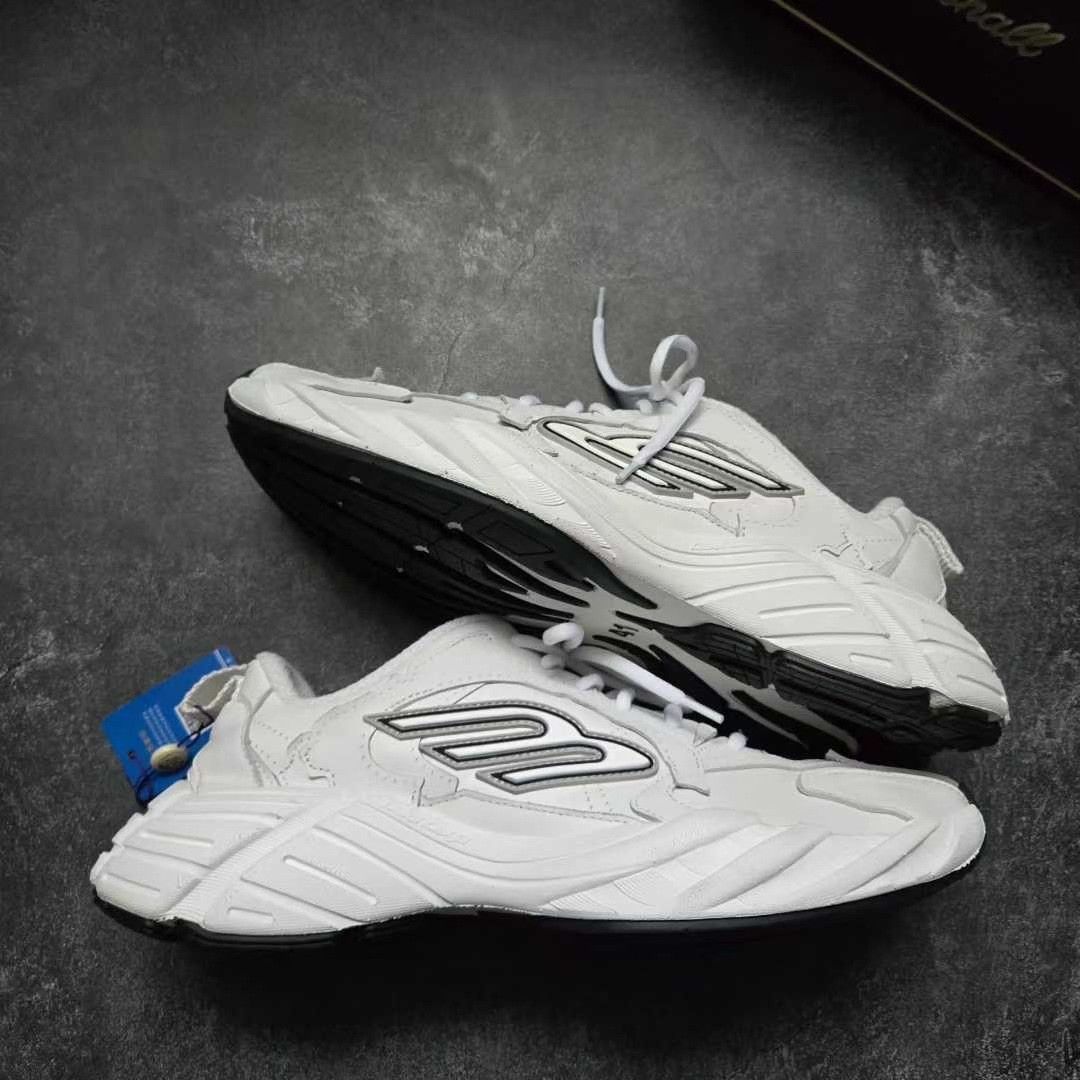 Balenciaga Balenciaga White Lowtop Sneakers 41 Men Size US 8.5 / EU 41-42 - 8 Thumbnail