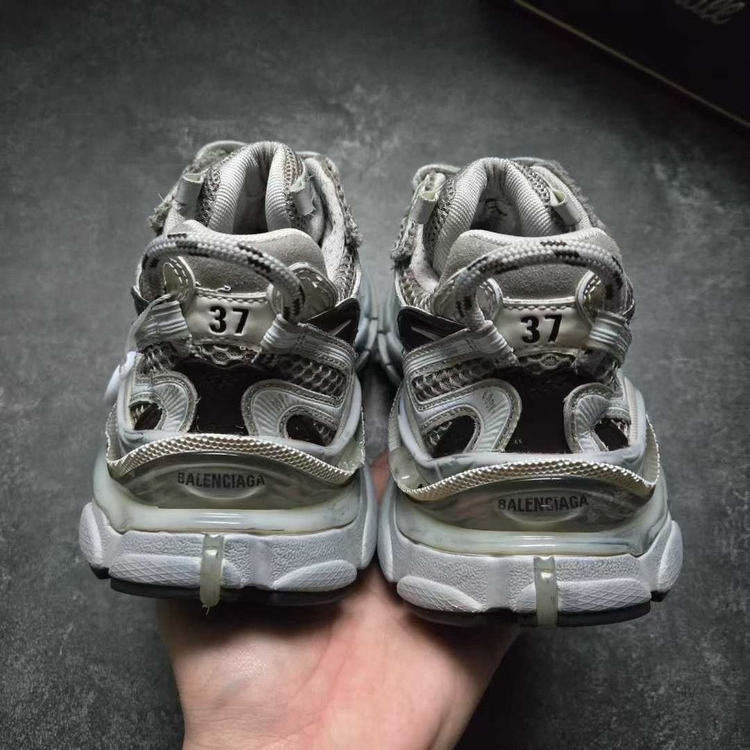 Balenciaga Balenciaga Running Multi Lowtop Sneakers 37 Women Size US 6.5 / IT 36.5 - 3 Thumbnail