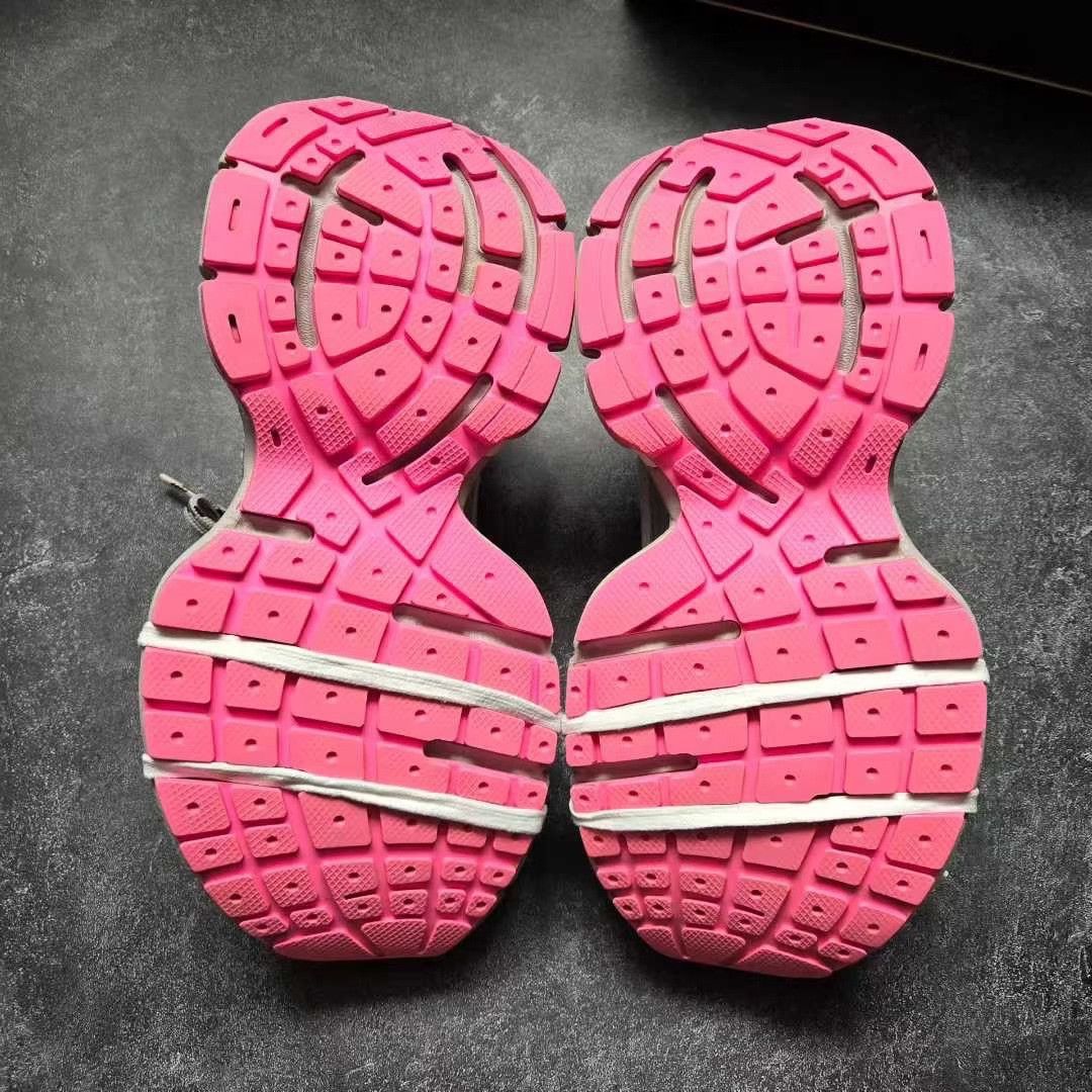 Balenciaga Balenciaga Pink Lowtop Sneakers XXXL Men Size US 10 / EU 43 - 7 Thumbnail