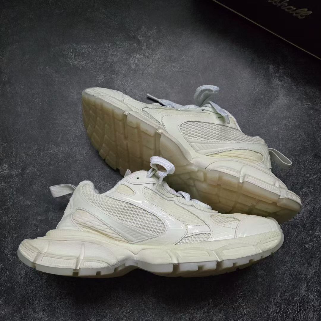 Balenciaga Balenciaga Glow White Lowtop Sneakers XXXL Men Size US 10 / EU 43 - 9 Thumbnail