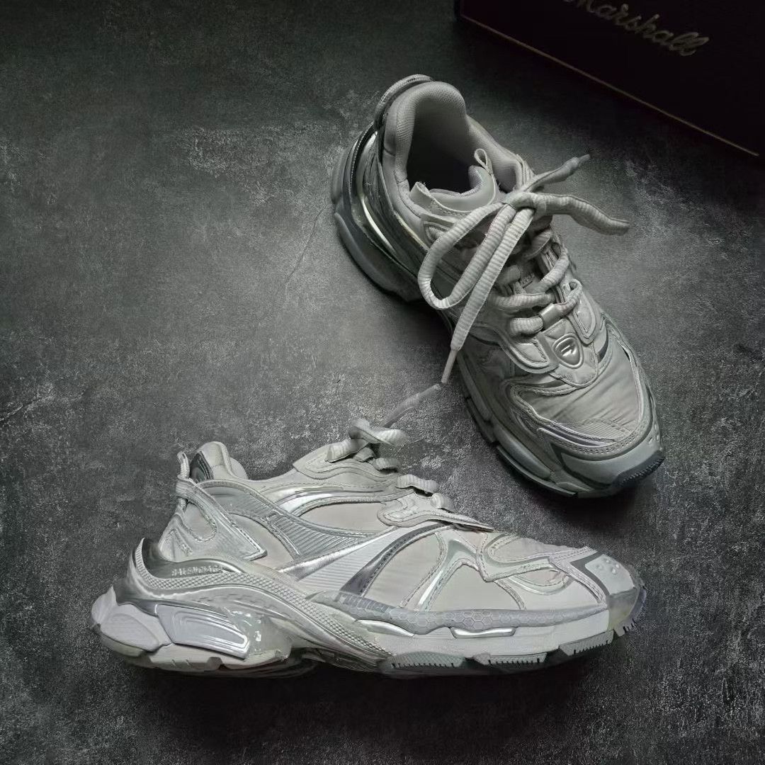 Balenciaga Balenciaga Running Multi Lowtop Sneakers 38 Women Size US 7.5 / IT 37.5 - 8 Thumbnail