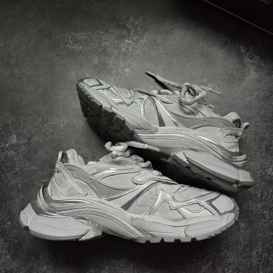 Balenciaga Balenciaga Running Multi Lowtop Sneakers 38 Women Size US 7.5 / IT 37.5 - 9 Thumbnail